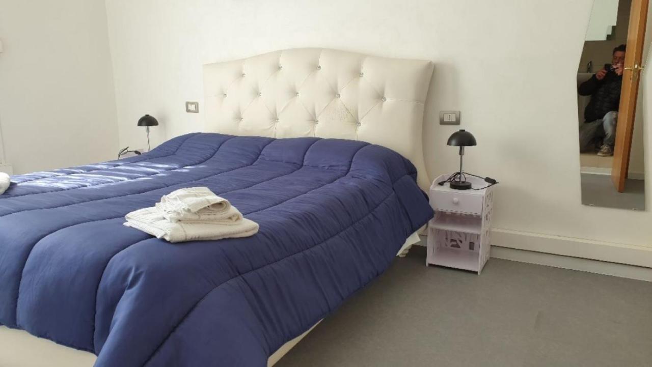 Madb&B Naples Luaran gambar