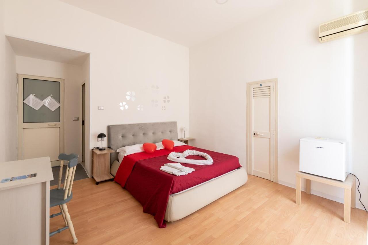 Madb&B Naples Luaran gambar