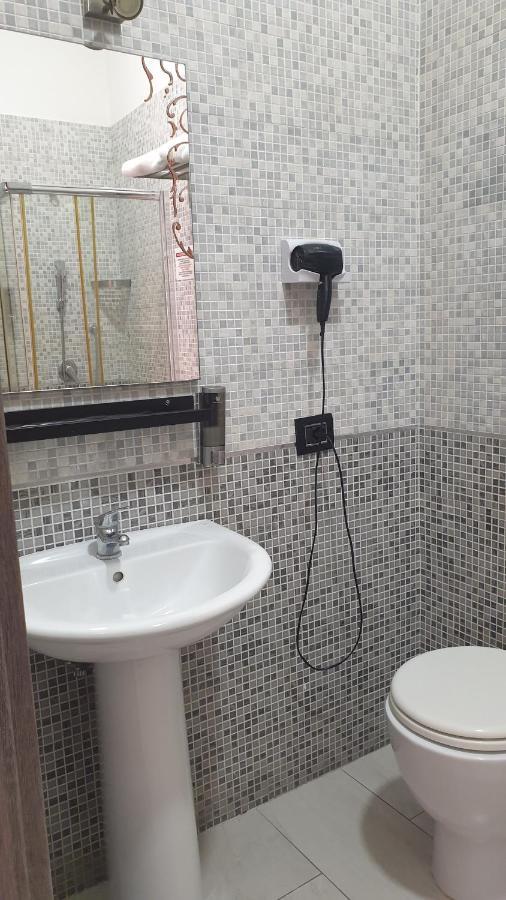 Madb&B Naples Luaran gambar